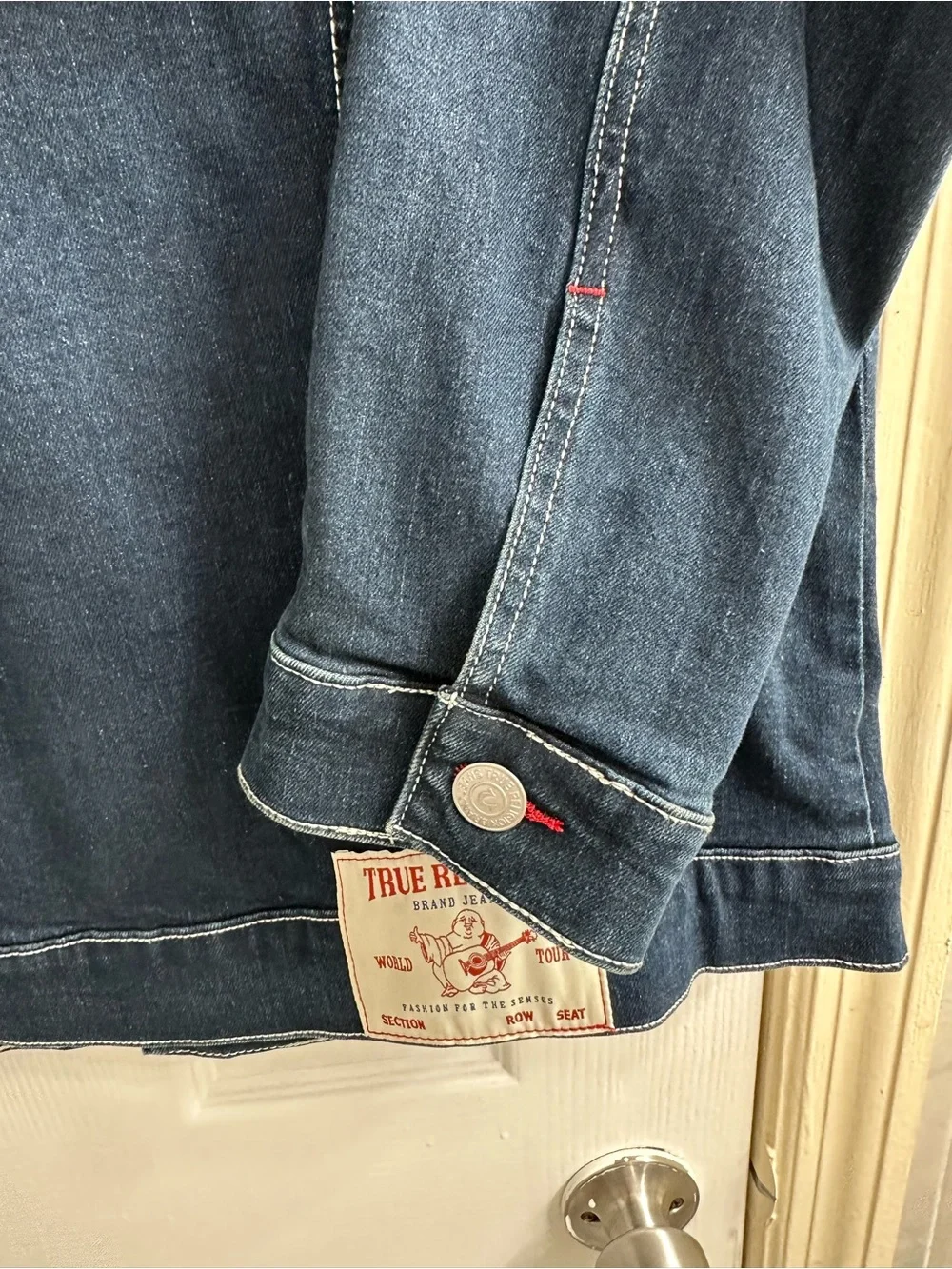 True Religion Denim Jacket Red Ladder Stitch Men’s siz M Dark Wash MSRP $184 New
